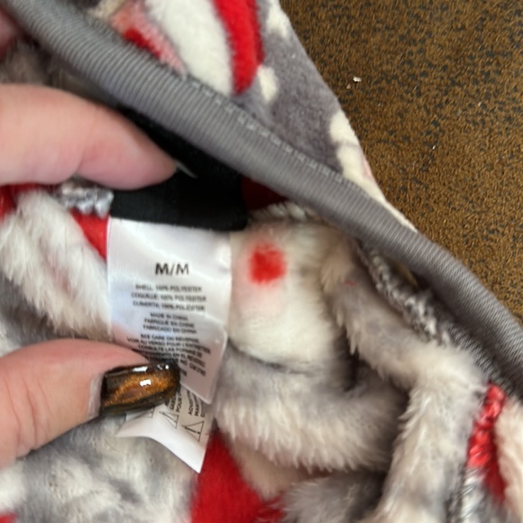 Duke & Daisy Doggie Christmas Outfit - Picture 4 of 4